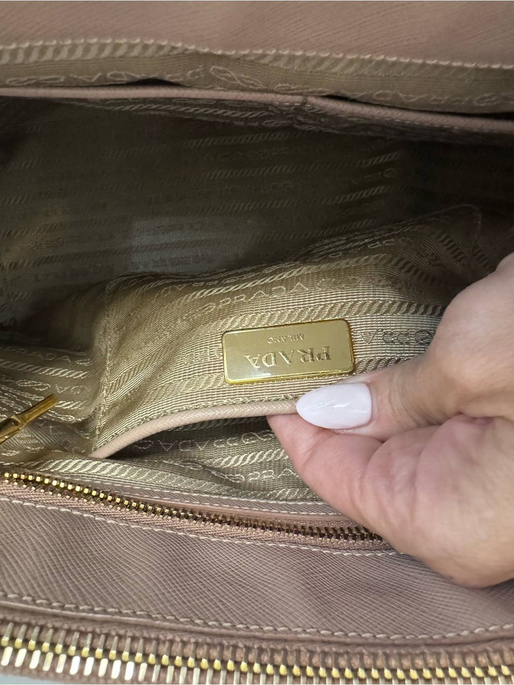 Prada Saffiano Galleria Tote in Dusty Rose - Picture 11 of 14